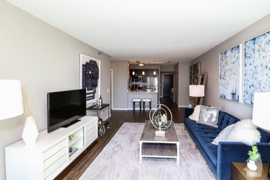 Foto principal - 1 bedroom in Chicago IL 60611