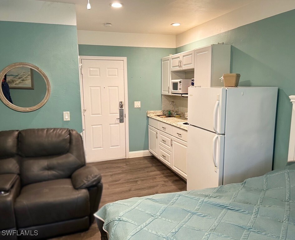 Foto del edificio - 25000 Tamiami Trl