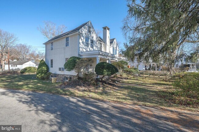 Foto del edificio - 515 Beechwood Ln