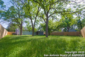 Building Photo - 219 Leonidas Dr