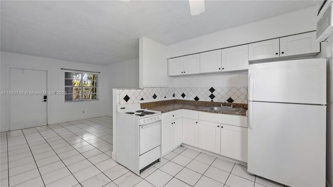 Foto del edificio - 400 SE 31st St