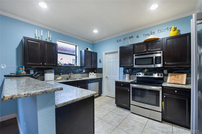 Foto del edificio - 706 SE 34th Ave