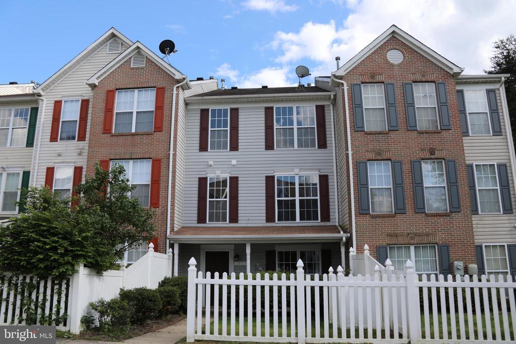 Foto principal - 1822 Triple Feather Rd
