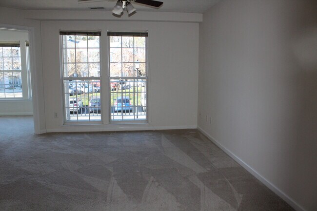 Foto del edificio - 8700 Natures Trail Ct