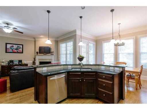 Foto del edificio - 7472 Portbury Park Ln