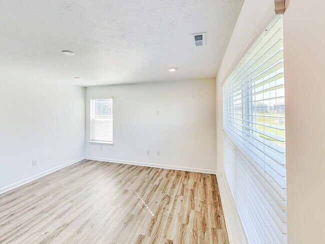 Foto del edificio - 762 Byron St