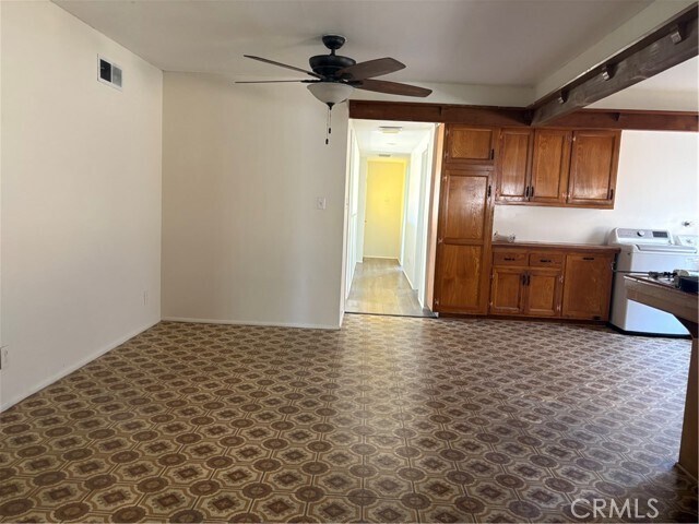Building Photo - 1424 W 170th St