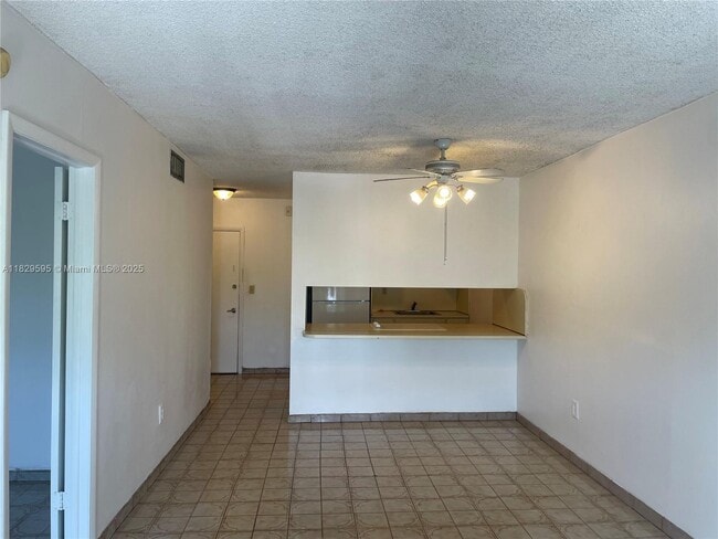 Building Photo - 3181 SW 13th St