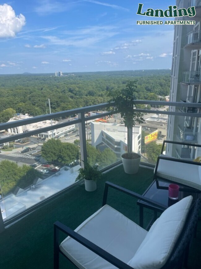 Foto del edificio - 3242 Peachtree St NE