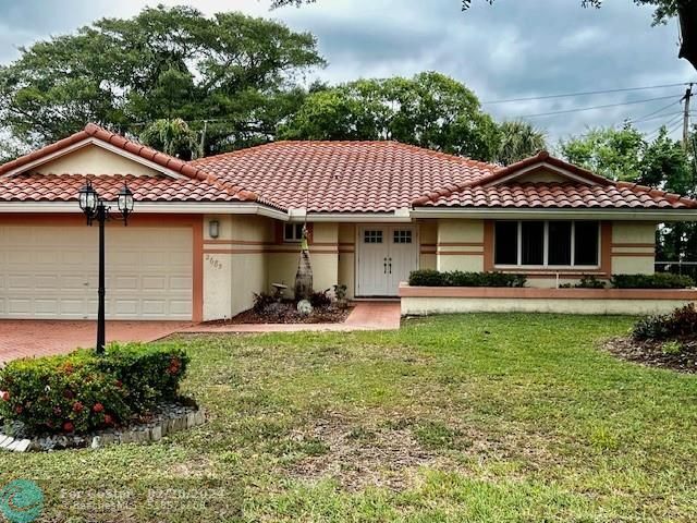 Building Photo - 2685 Oak Tree Dr