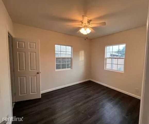 Foto del edificio - 2 br, 1 bath House - 1910 W Lincoln St