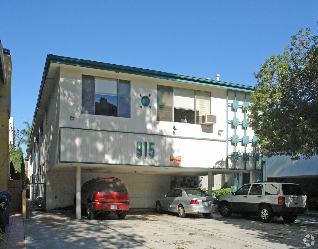 Building Photo - 915 S Bedford St