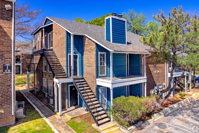 Foto del edificio - Arlington Oaks Apartment Homes