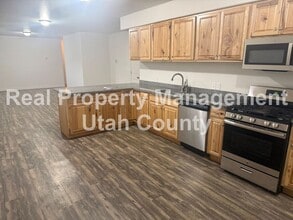 Building Photo - 998 S 960 E