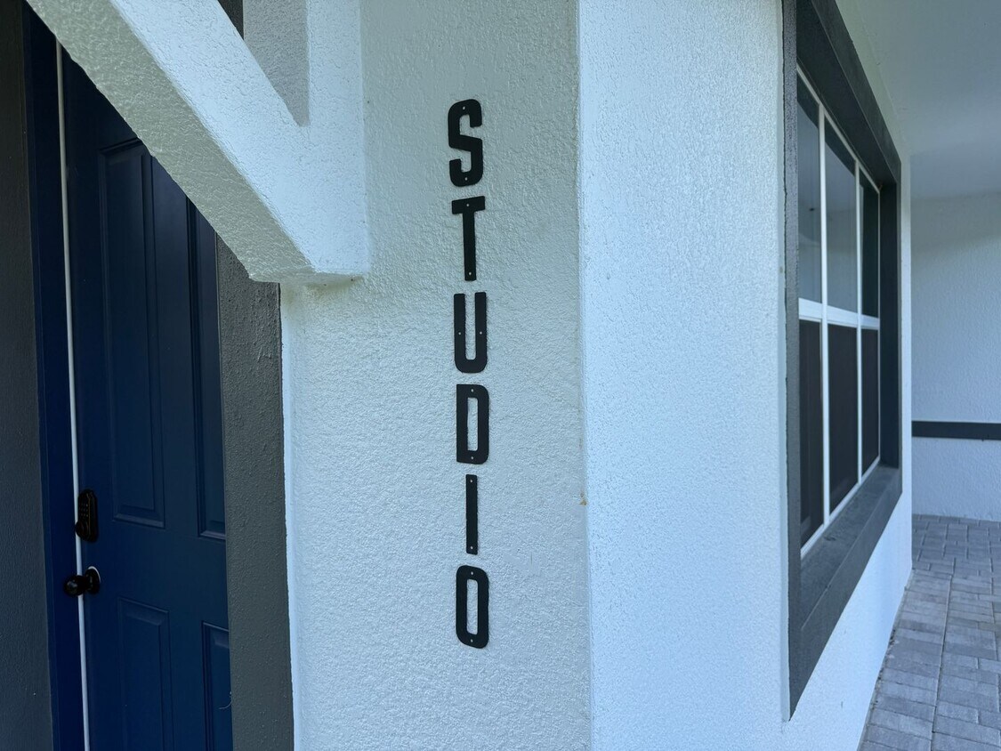 Foto principal - New Construction Suite! 1/1 Side entry uni...