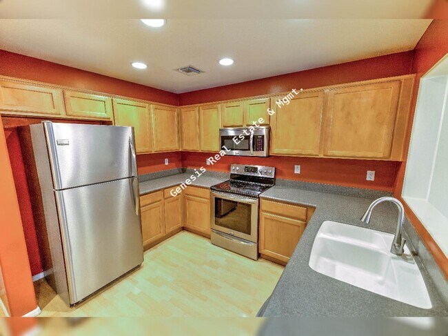 Foto del edificio - Three Bedroom in Southeast Tucson
