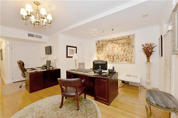 Primary Photo - 57 E 73rd St