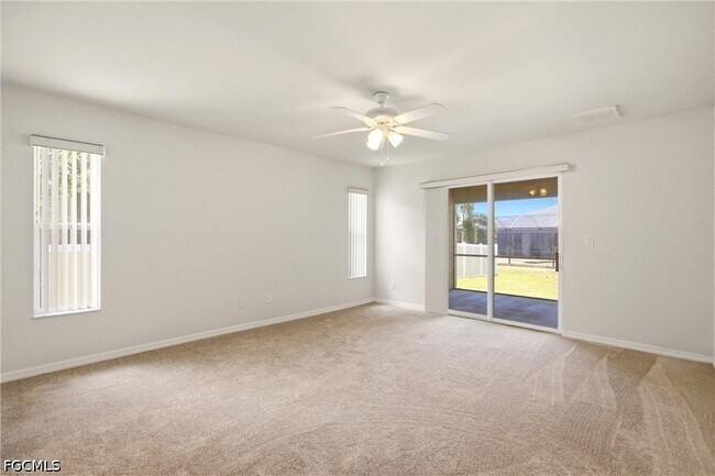 Foto del edificio - 2600 SW 1st St