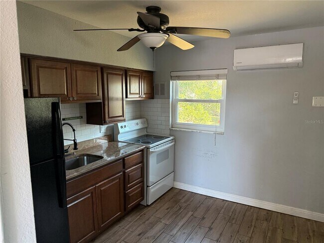 Foto del edificio - 2807 41st Ave N