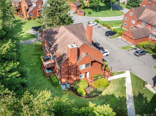 Building Photo - 501 Orchard Hill Ln