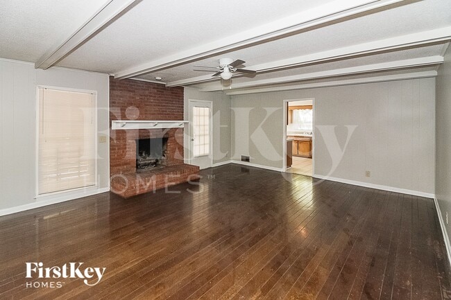 Foto del edificio - 3000 Eagle Dr