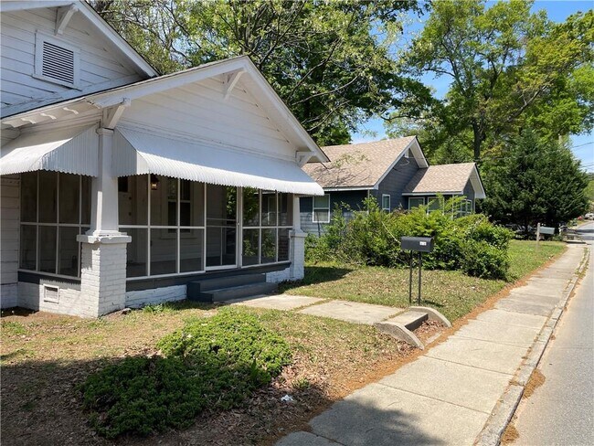Foto del edificio - 101 Austin Ave NE
