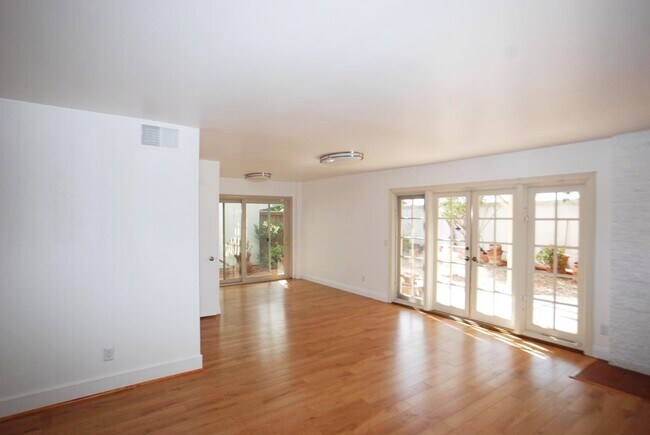 Foto del edificio - Coronado Cays Home with Ocean View