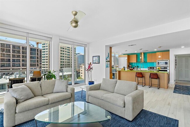 Foto del edificio - 175 1st St S