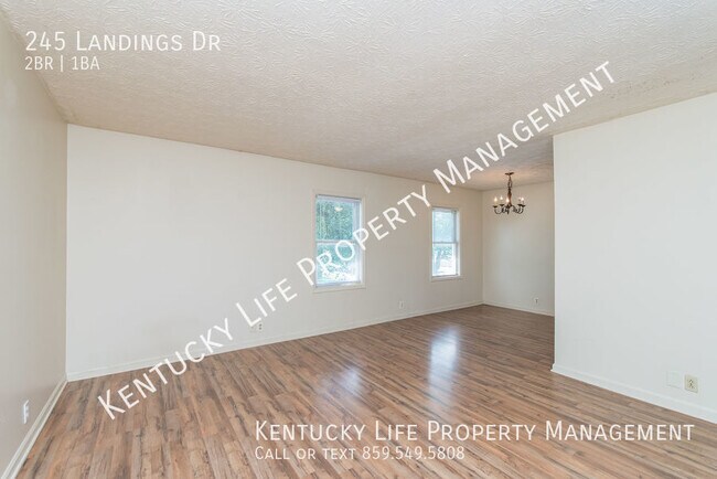 Building Photo - 245 Landings Dr