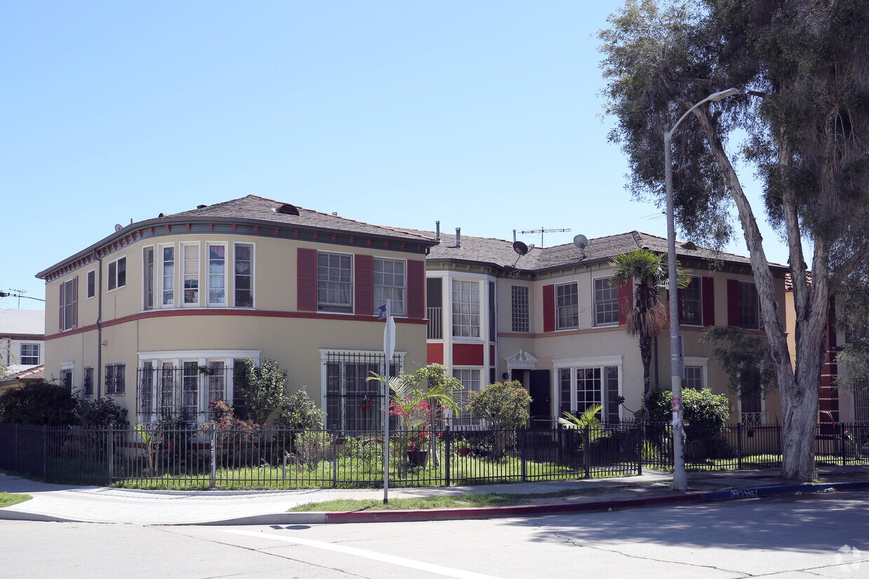 Primary Photo - 1724 Westmoreland Ave
