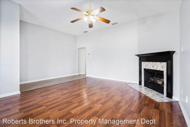 Foto del edificio - 3 br, 2 bath House - 2136 Spring Grove Court