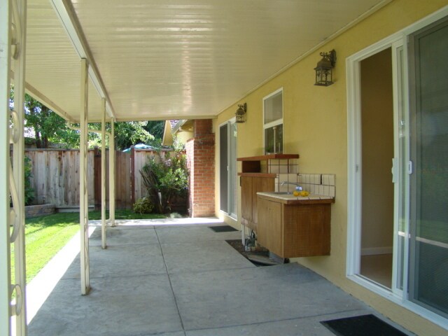 Foto del edificio - 3160 Homestead Rd