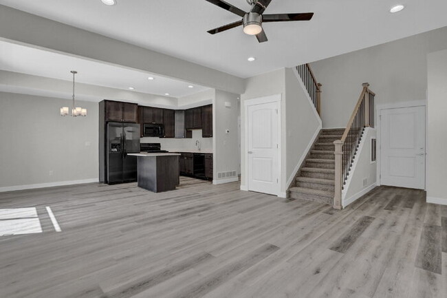 Foto del edificio - Modern 3-Bedroom Townhome – Conveniently L...