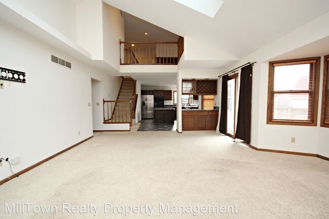 Building Photo - 3614 Deer Springs Dr