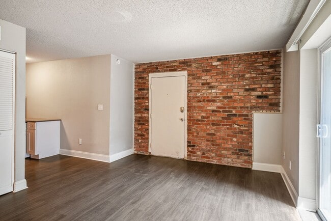 Foto del edificio - Pendleton Heights Apartments