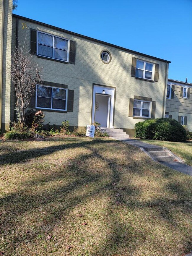 Foto del edificio - 4600 Fort Jackson Blvd Unit 220