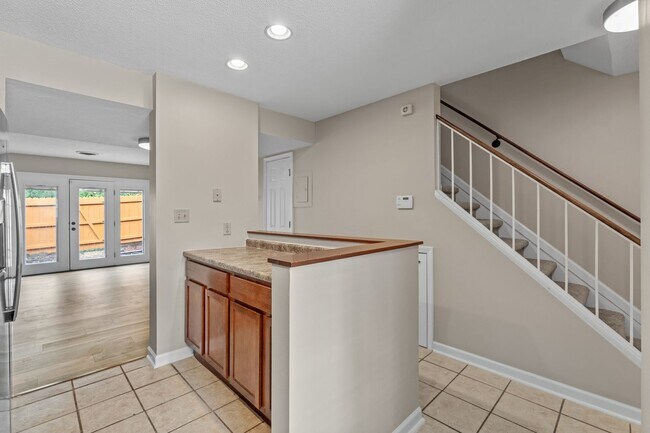 Foto del edificio - Modern Comfort in the Heart of West Knoxville