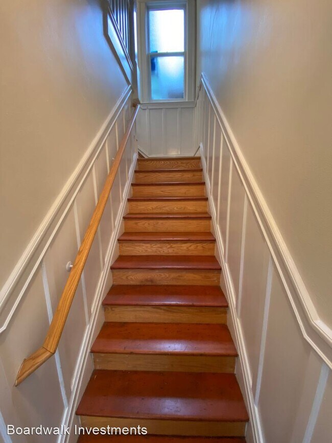 Foto del edificio - 2 br, 1 bath House - 929 Clayton St
