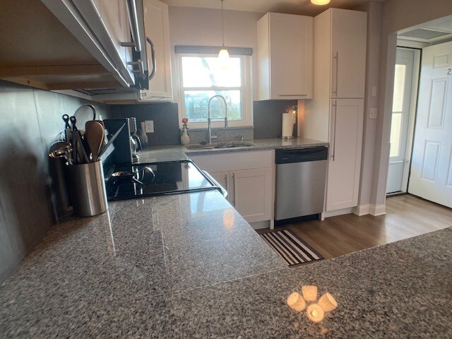 Foto del edificio - 4650 Cove Cir