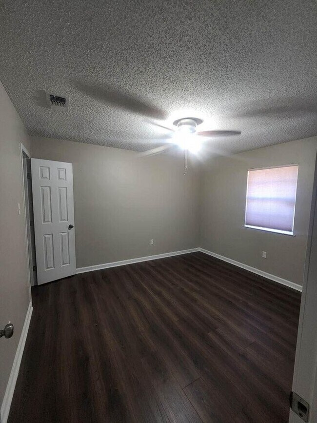 22 Shearwater Dr, LaPlace, LA 70068 House for Rent in LaPlace, LA