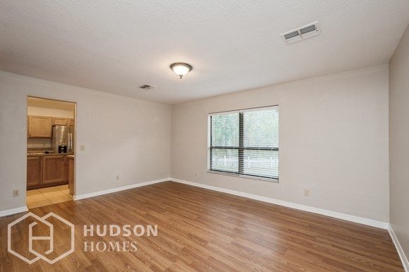Building Photo - Multiple Applications Received! 17 Milbark...