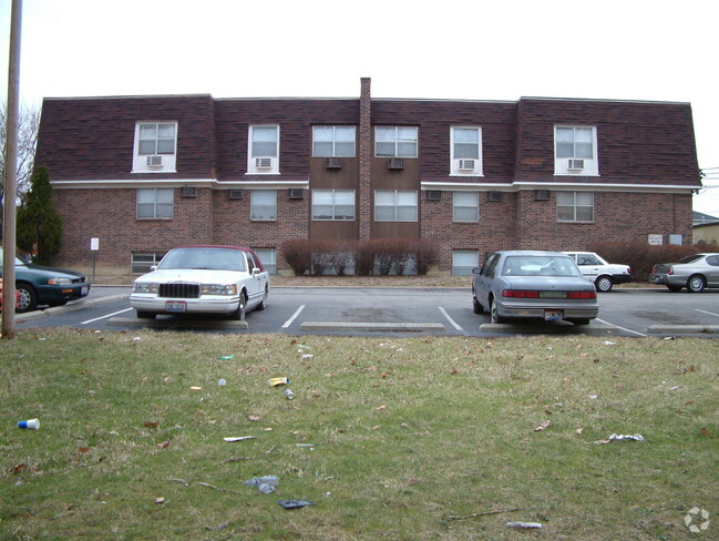 Building Photo - Woodside Apartments