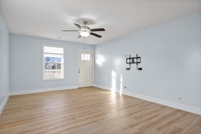 Foto del edificio - 112 Bob White Trail