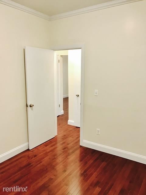 Foto del edificio - 3705 64th St
