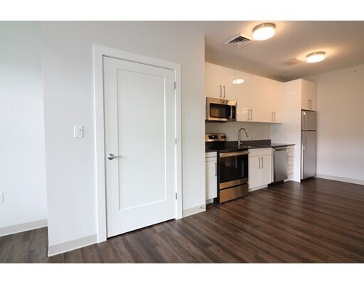 Foto del edificio - 181 Washington St