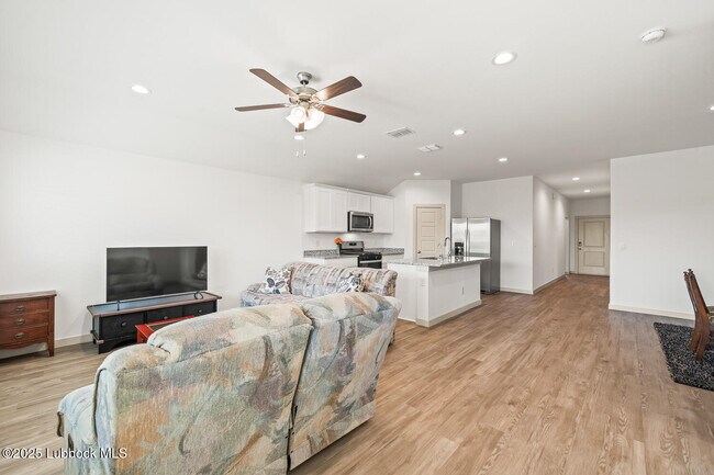 Foto del edificio - 7315 8th St