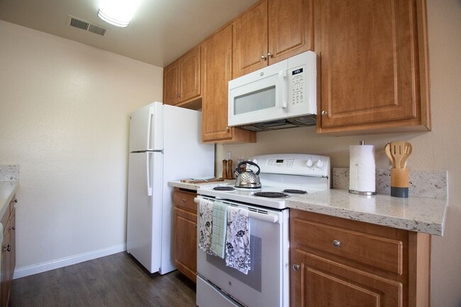 Interior Photo - Gold Coast Apartments *First Month Free*