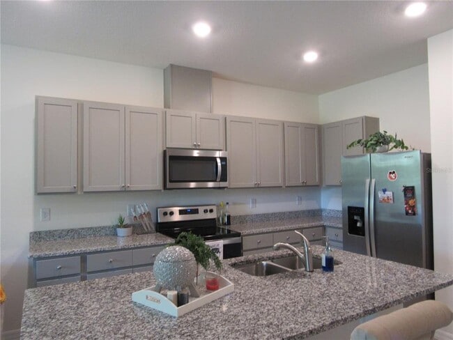 Building Photo - 1193 Lido Dr
