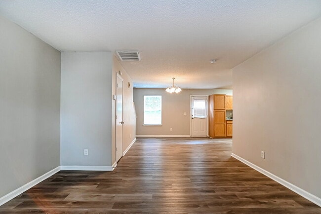 Building Photo - 5105 Oak Pasture Ln
