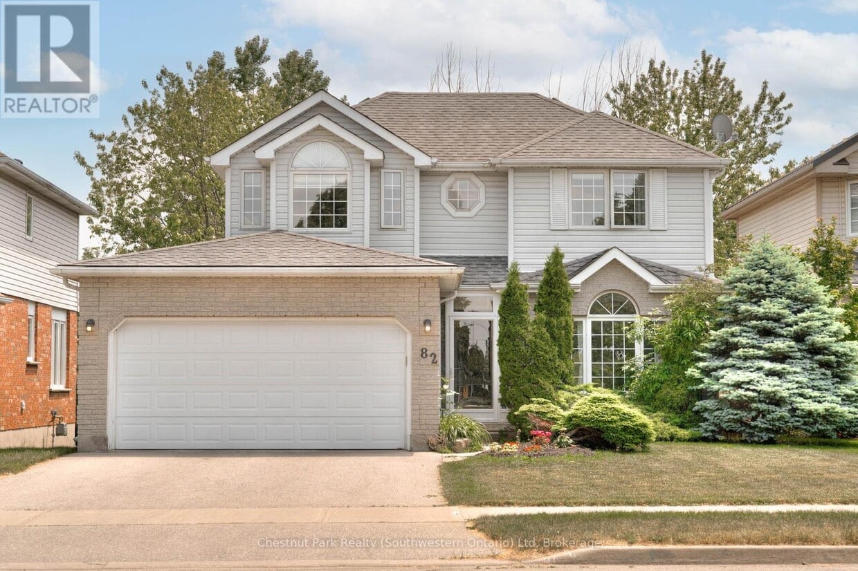Primary Photo - 82 Pine Ridge Dr
